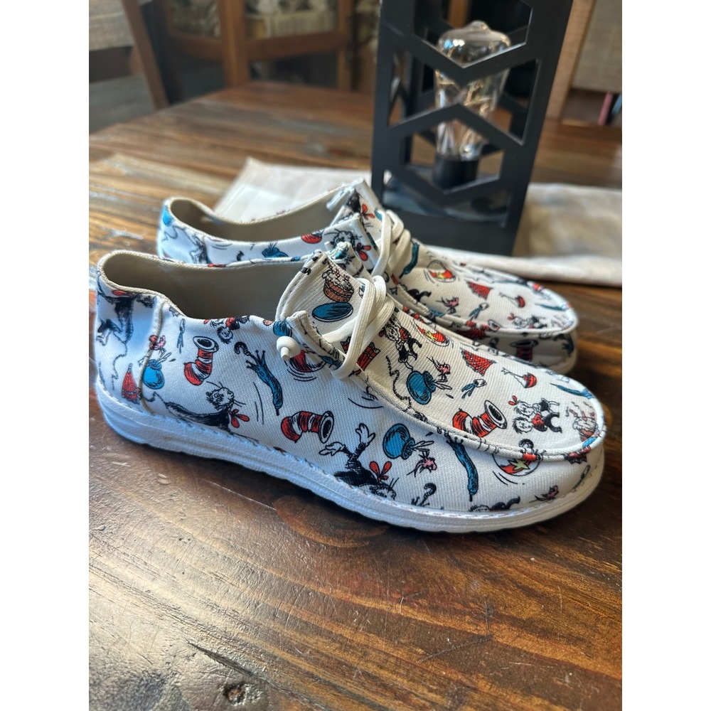 Dr Seuss Cat in the Hat Canvas Loafer White Multicolor Moc Toe Shoes Size 39
8.5